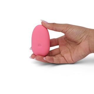 ILY by Je Joue The Pebble Squishy