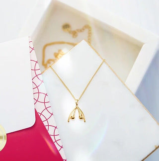 Womanizer Clitoris Necklace - MedAmour